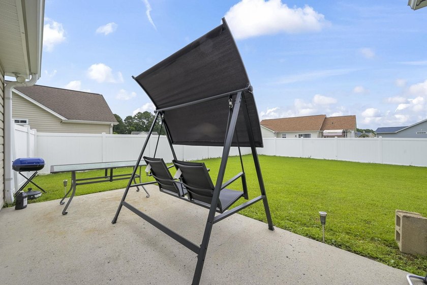 Discover a welcoming three-bedroom, two-bath home in Osprey - photo 34