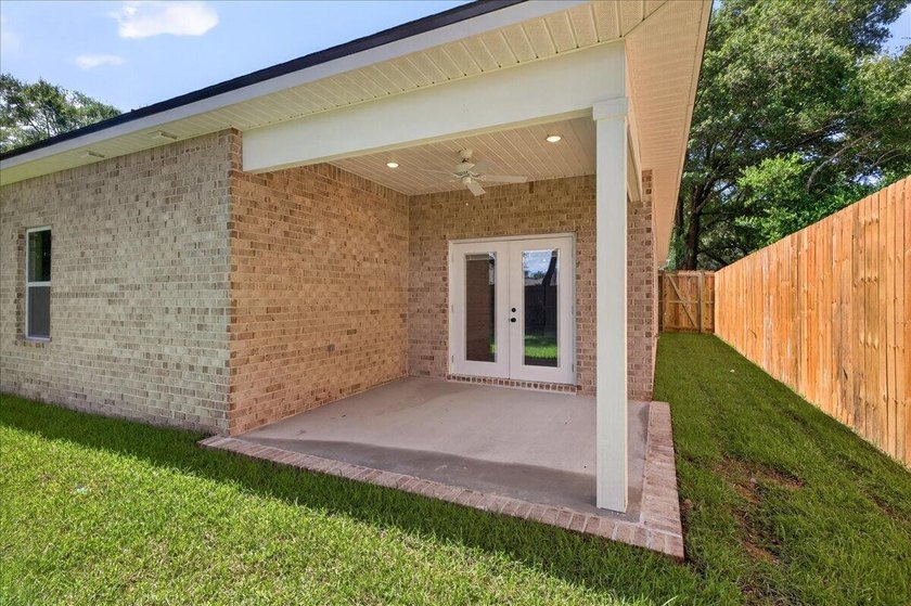 SUMMER SAVINGS! Receive a builder's credit of $10,000 at closing - photo 40