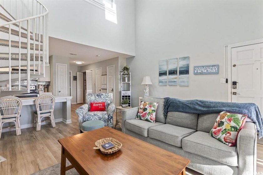This freshly painted furnished 2-bedroom, 2-bathroom condo with - photo 6
