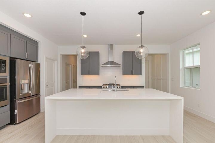 Move-in ready! Step into this stylishly designed 3 BR, 2 BA - photo 21