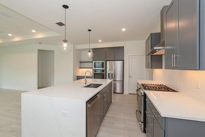 Move-in ready! Step into this stylishly designed 3 BR, 2 BA - photo 23