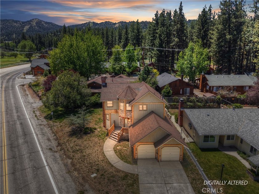Prime Lower Moonridge location with stunning golf course views ~ - photo 3