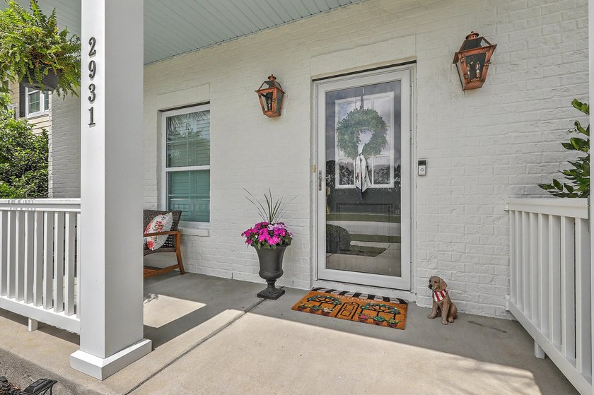 This may be the home for you! This fabulous home is a - photo 3