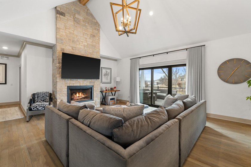 Custom built in 2023 for phenomenal entertaining &amp; restorative - photo 11