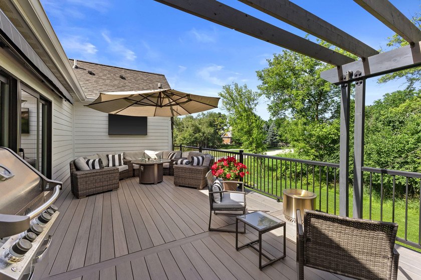 Custom built in 2023 for phenomenal entertaining &amp; restorative - photo 17