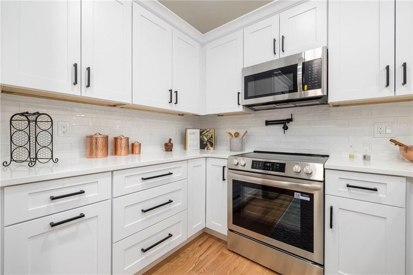 Greenwood Proper is proud to present this brand-new construction - photo 8
