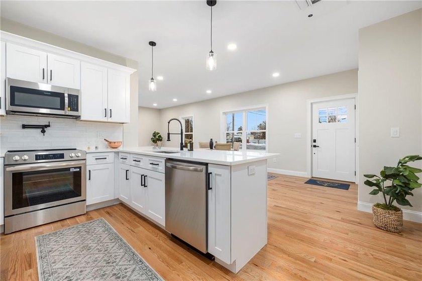 Greenwood Proper is proud to present this brand-new construction - photo 9