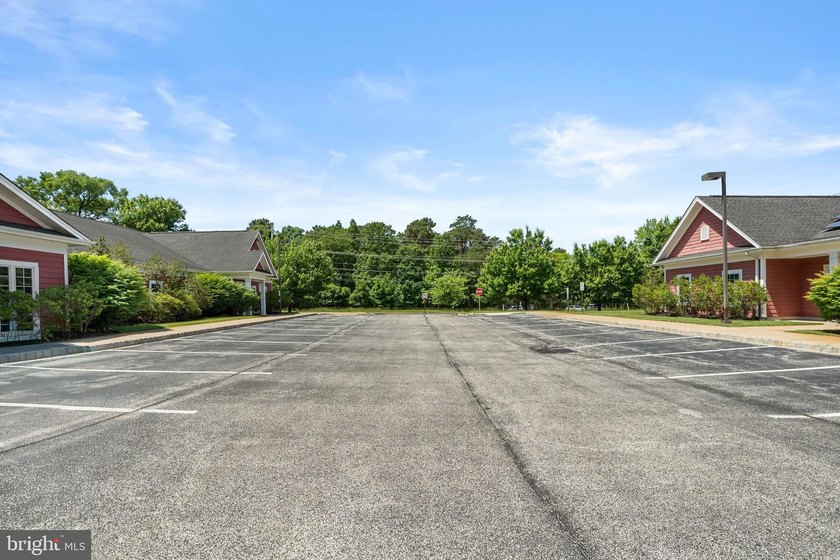 This 3200 sq. ft. professional office condo configured for a - photo 4