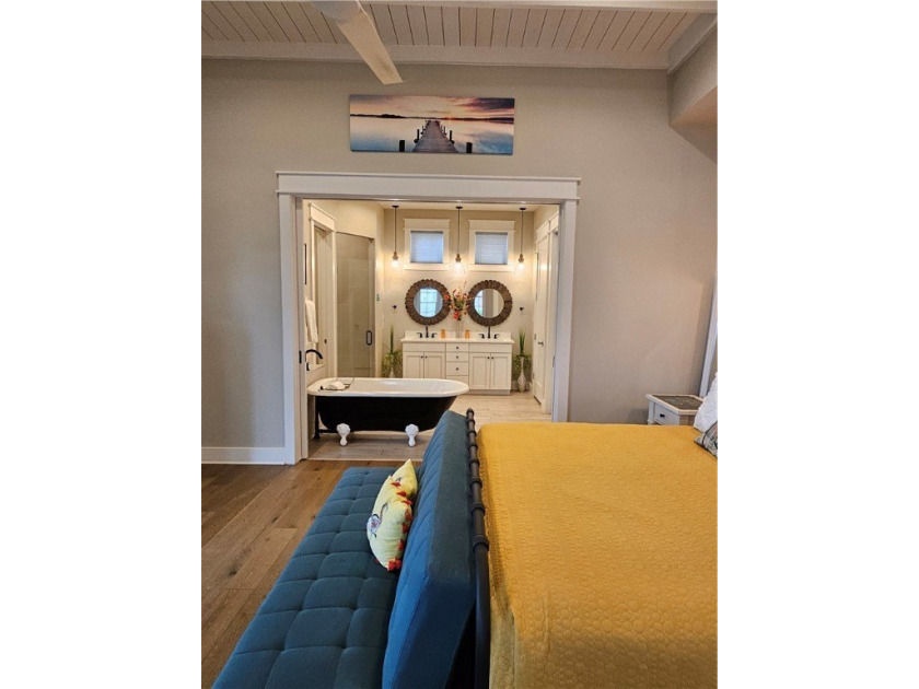Nestled among 50 acres of protected dunes, Sunflower Luxury - photo 14
