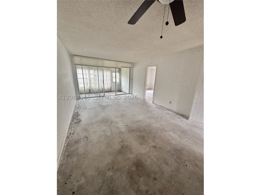 Handyman Special. 2B/2B Condo. This condo is ready for the right - photo 9
