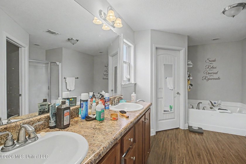 Welcome to South Pointe Subdivision in the highly sought-after - photo 13