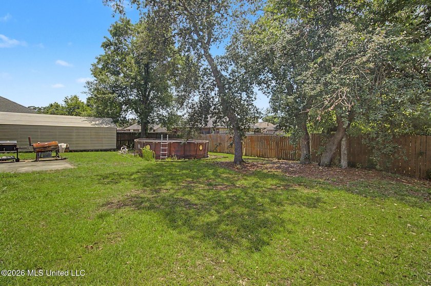 Welcome to South Pointe Subdivision in the highly sought-after - photo 22