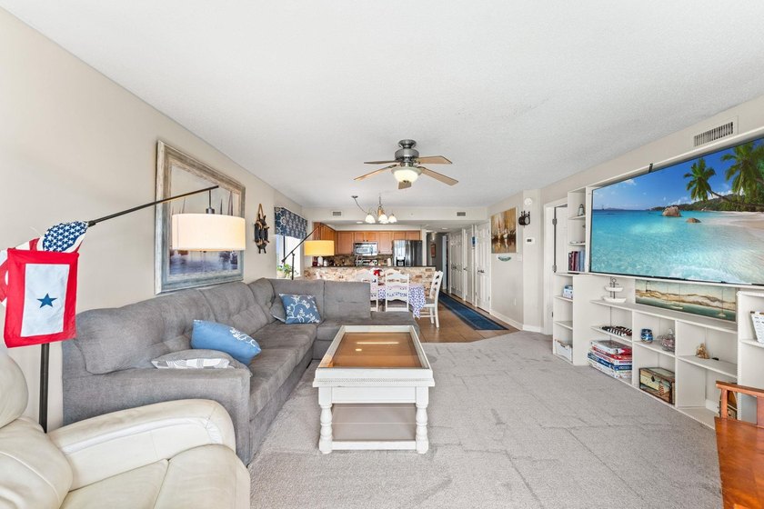 Welcome to this spacious 4-bedroom, 4-bath residence in the - photo 5