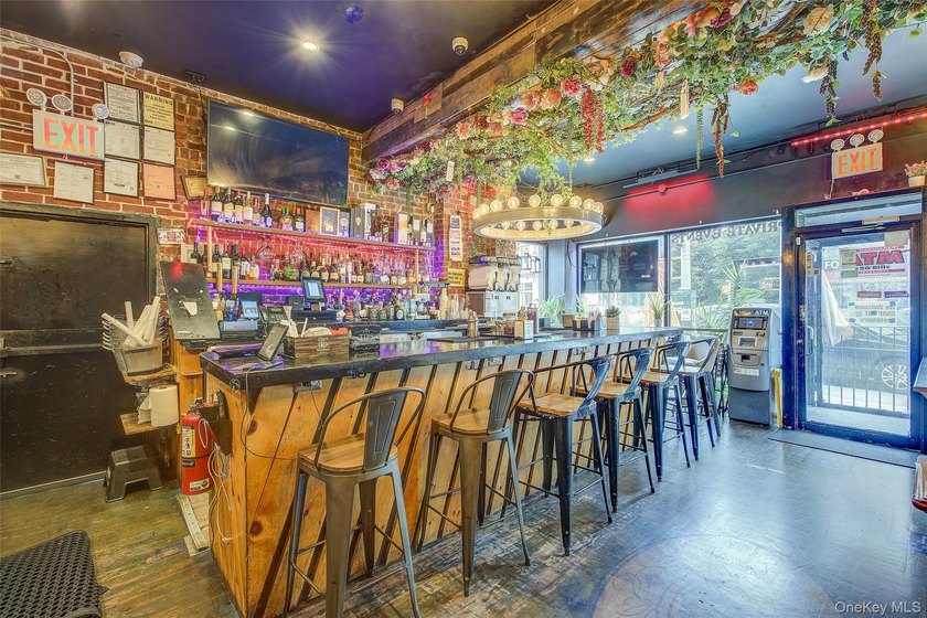 Welcome to Rosa's Steakhouse, a premier, fully functioning - photo 7