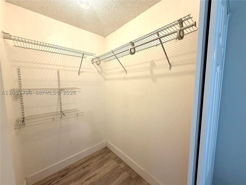 Welcome to this beautifully updated 1-bedroom, 1-bath condo - photo 15