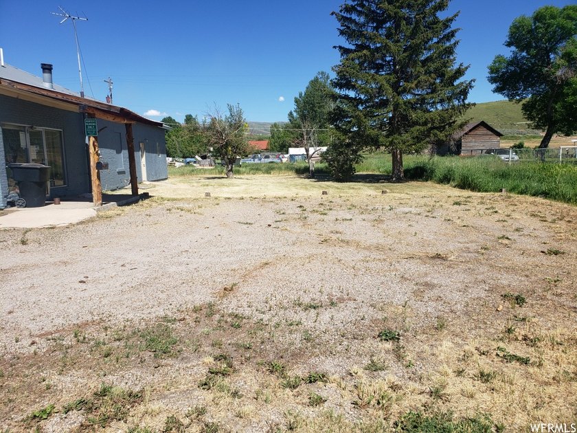 Excellent commercial opportunity in a prime location along U.S - photo 4