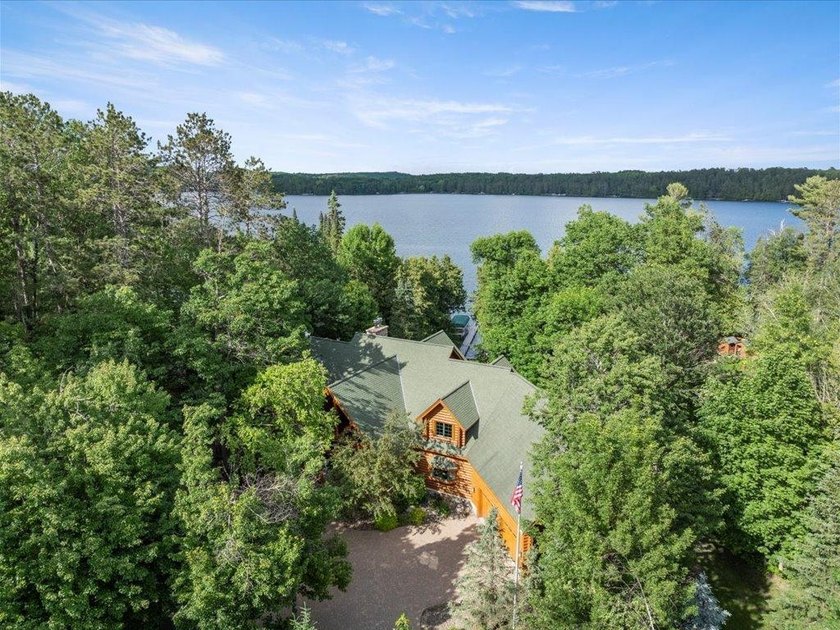 Best of all worlds - Location, Privacy, and Craftsmanship. This - photo 35