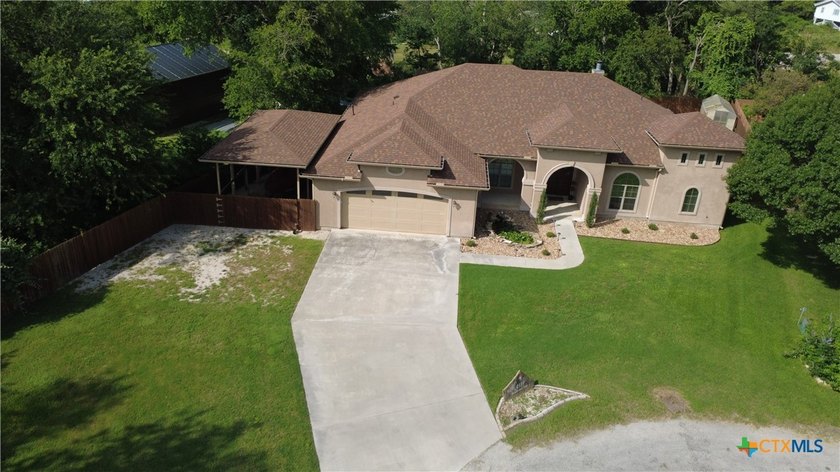 Welcome to 233 Meadowlark Lane in the highly desirable Woodlake - photo 3