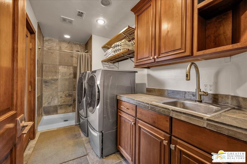 Experience exceptional country living on this spectacular 5+ - photo 19
