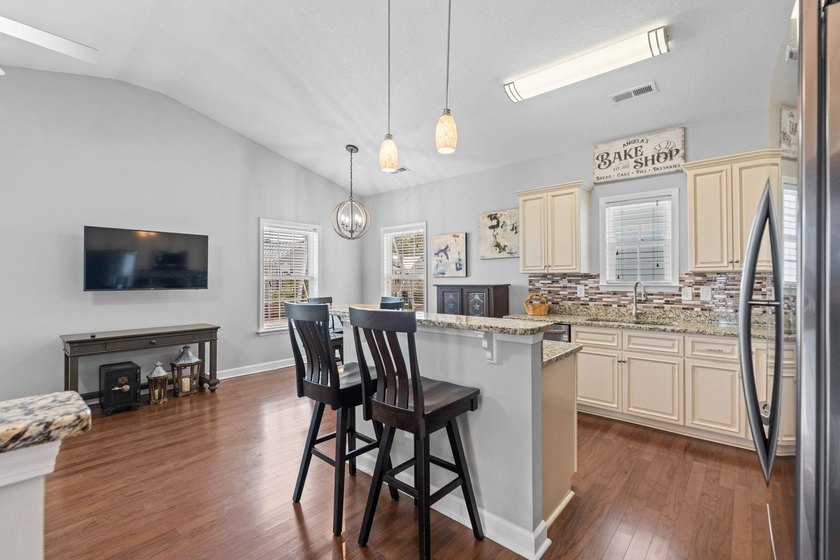 Welcome to coastal living at 4409 Grande Harbour Blvd in the - photo 11
