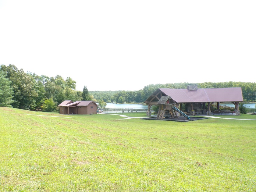 A 5-minute walk (2,5000 ft. roughly away) to the covered - photo 36