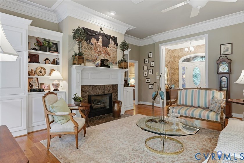 Welcome to this breathtaking custom-built, one-owner waterfront - photo 10