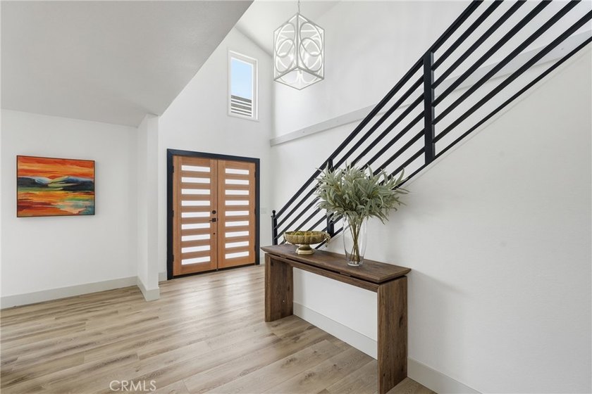 9051 Glenridge Ave - photo 12