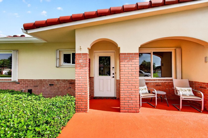 Welcome Home! Come see this beautiful 2 bedroom, 2 bath home - photo 6