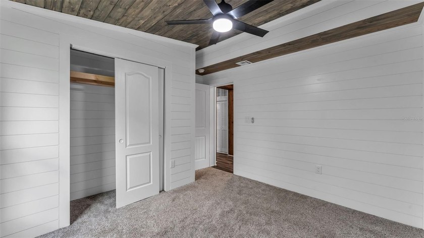 Discover the perfect blend of charm, character, and modern - photo 17