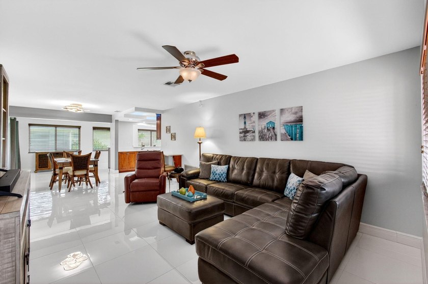 Welcome Home! Come see this beautiful 2 bedroom, 2 bath home - photo 8