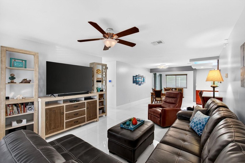 Welcome Home! Come see this beautiful 2 bedroom, 2 bath home - photo 10