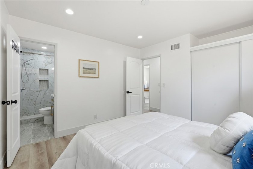 9051 Glenridge Ave - photo 27