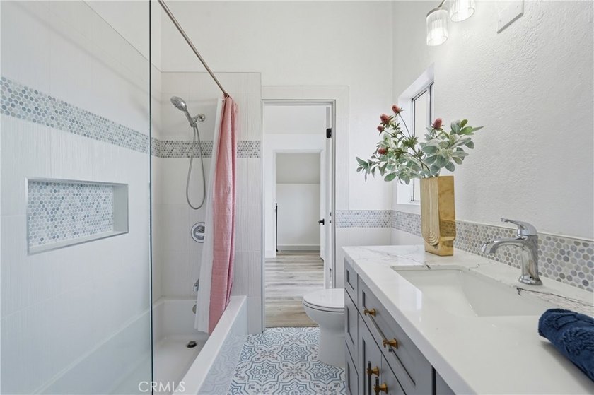 9051 Glenridge Ave - photo 30
