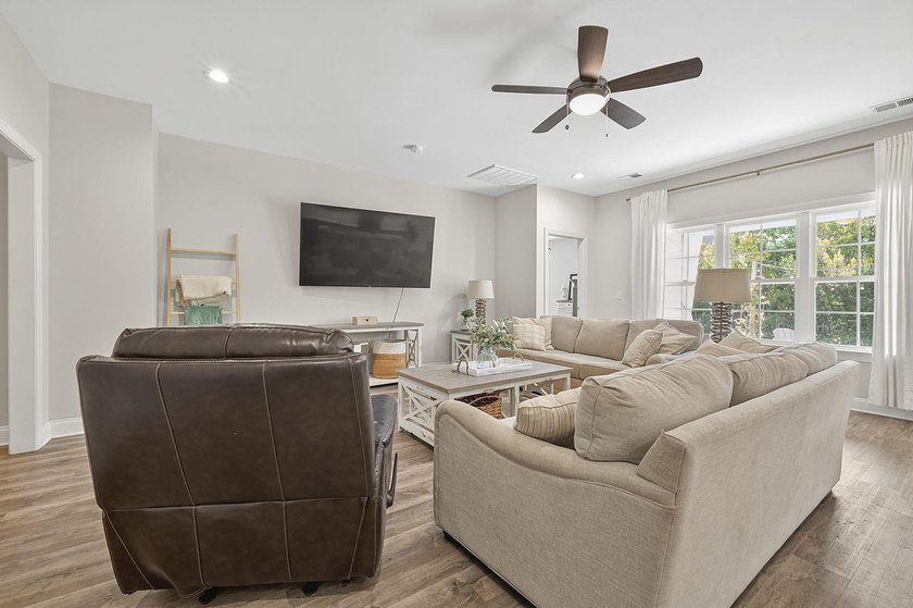 Nearly new 4-bedroom, 3-bathroom home in the gated, natural gas - photo 3