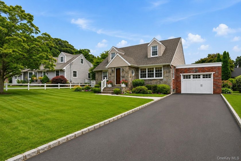 Welcome to 11 Cliftwood Drive, located in one of Huntington's - photo 2