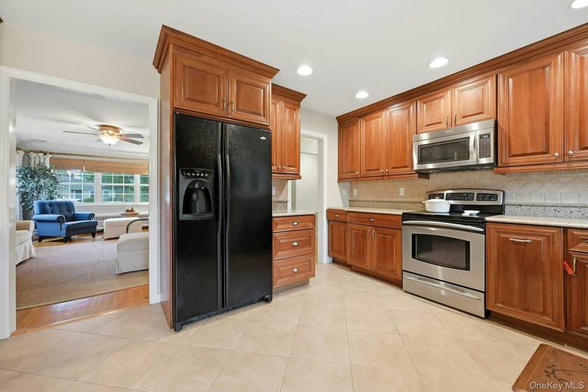 Welcome to 11 Cliftwood Drive, located in one of Huntington's - photo 8