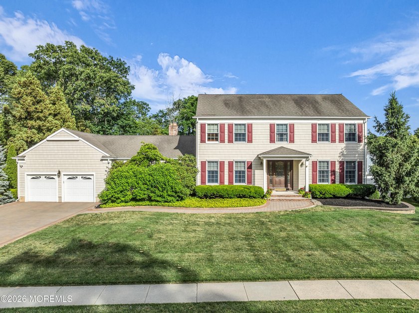 Welcome to a truly exceptional residence nestled on a majestic - photo 2