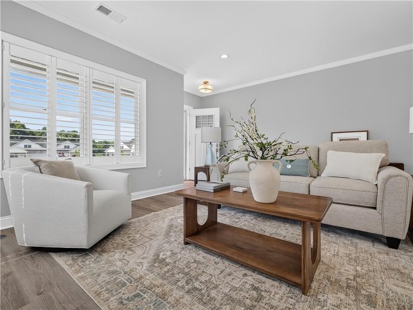 Welcome to effortless coastal living in a sought-after Westerly - photo 9