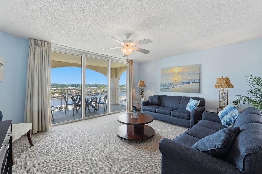 Welcome to Yacht Club Villas - Barefoot Resort. Where luxury - photo 10