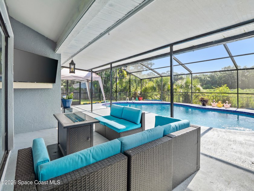 Welcome to this beautiful Southeast Palm Bay pool home! This - photo 22