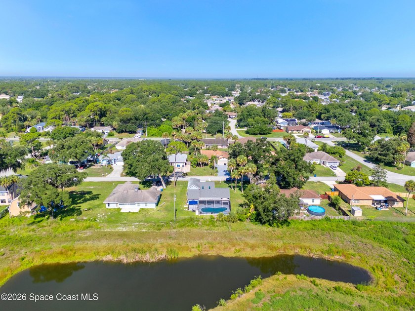Welcome to this beautiful Southeast Palm Bay pool home! This - photo 30