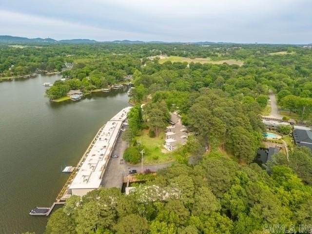 Location, location, location, this beautiful finished lake condo - photo 5