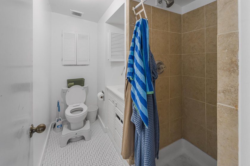 Fully renovated concrete block home in the desirable Mandarin - photo 13