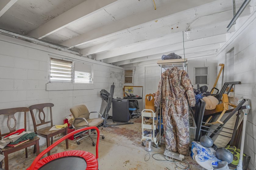 Fully renovated concrete block home in the desirable Mandarin - photo 18