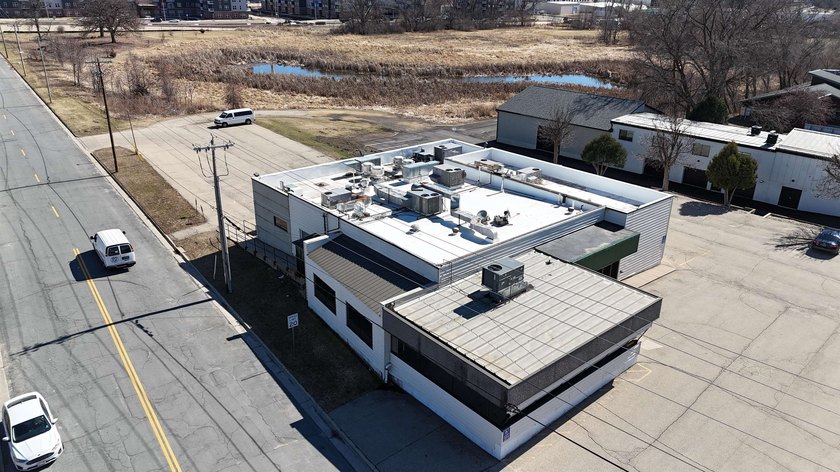 6,256 sq.ft. Free standing restaurant building (Former Esquire - photo 6