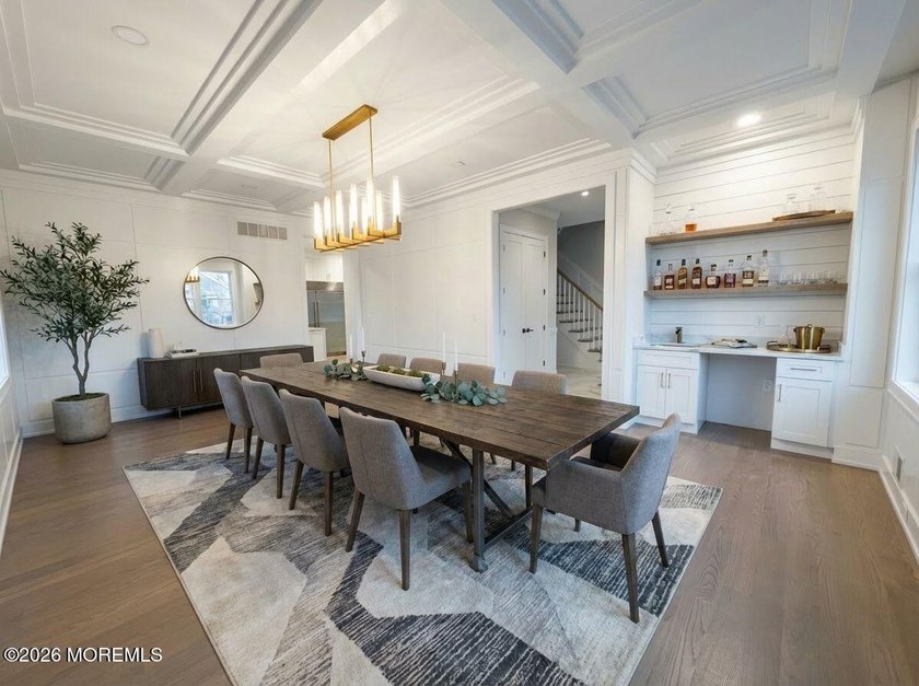 Beautiful, NEW CONSTRUCTION. This Custom Colonial features a - photo 10