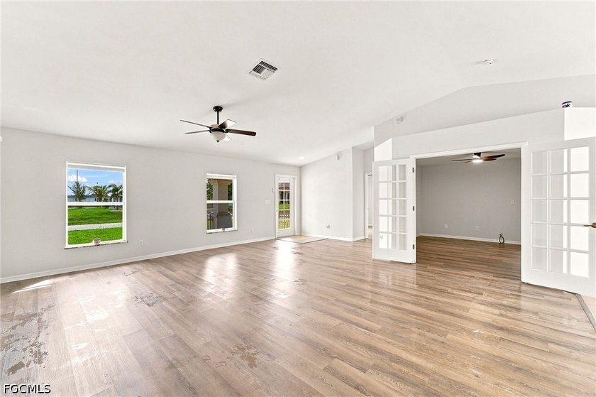 Seller Motivated !!! Seller cover your closing costs. Discover - photo 5