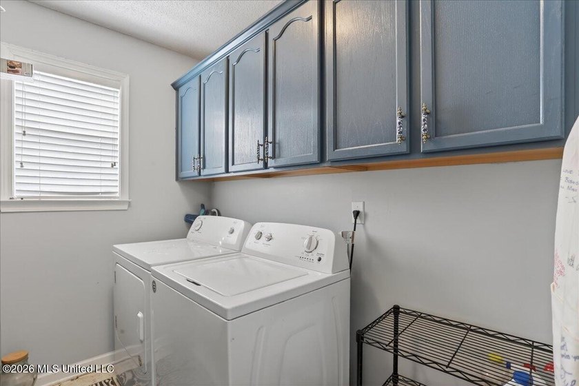 Lewisburg Schools!! Welcome to this charming 3-bedroom - photo 17
