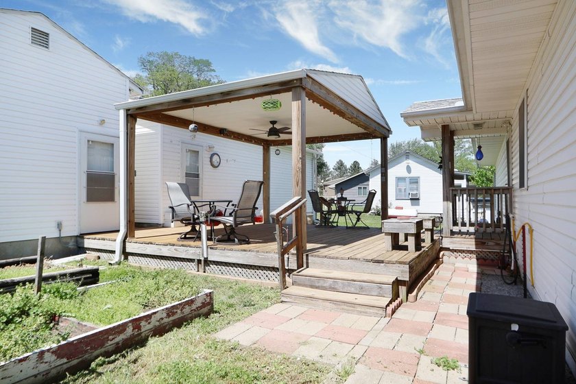 A great lakeside property to make lasting memories! This - photo 6