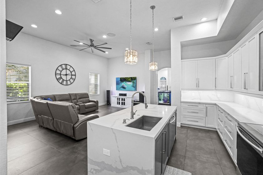 Rarely available and beautifully updated, this exceptional - photo 28